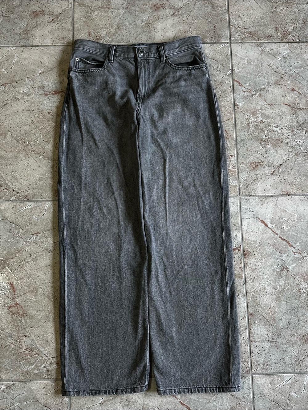 Garage charcoal gray baggy jeans with a low-rise, relaxed fit and wide leg